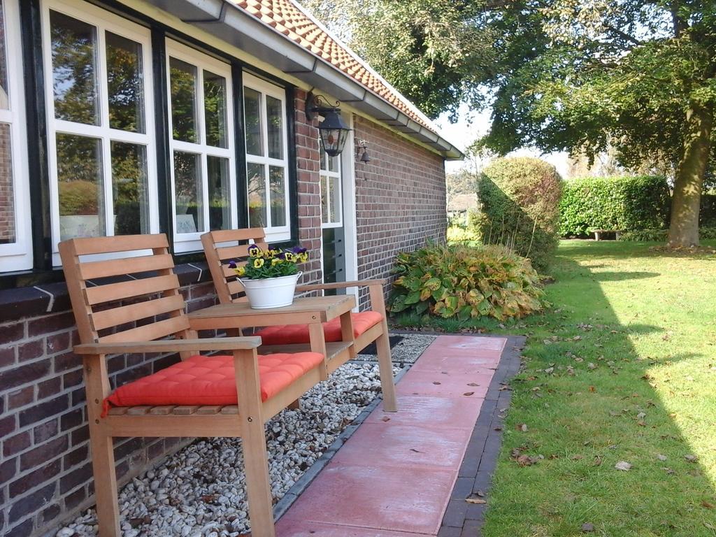 B&B De Luttikhoeve Giethmen Esterno foto